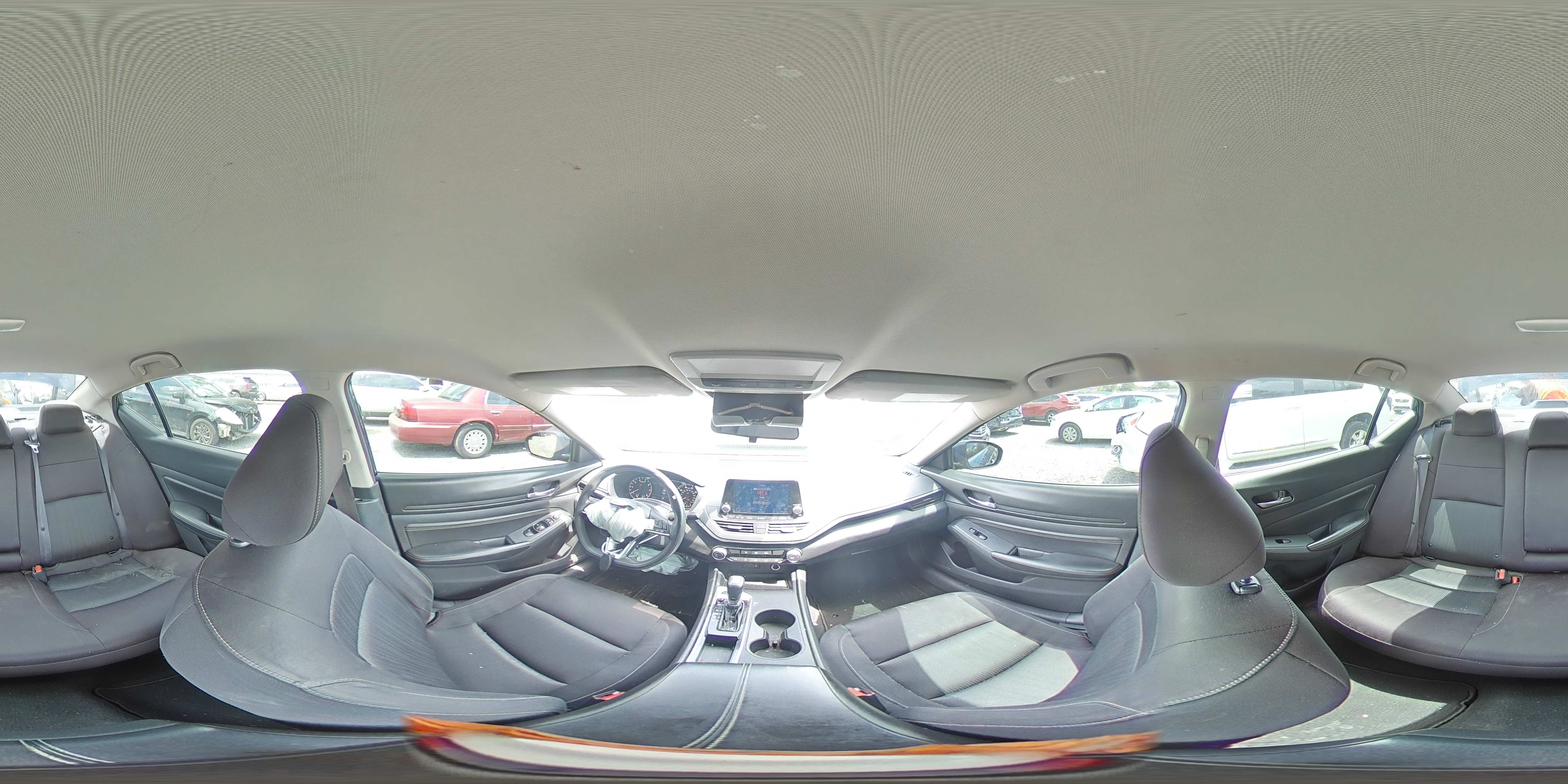 2019 Nissan Altima - Image 13