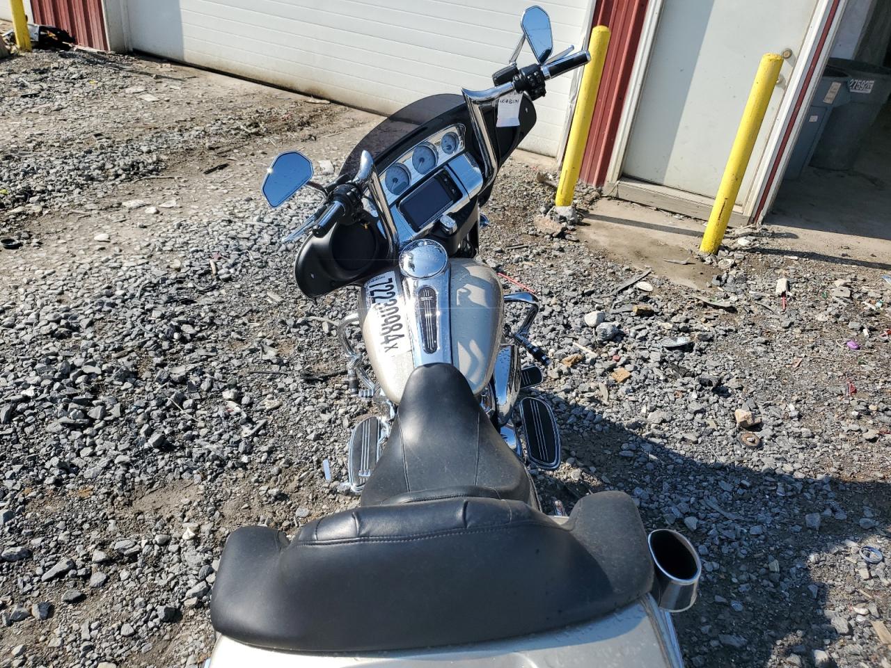 2018 Harley-Davidson Flhx Street Glide VIN: 1HD1KBC10JB668903 Lot: 72230984