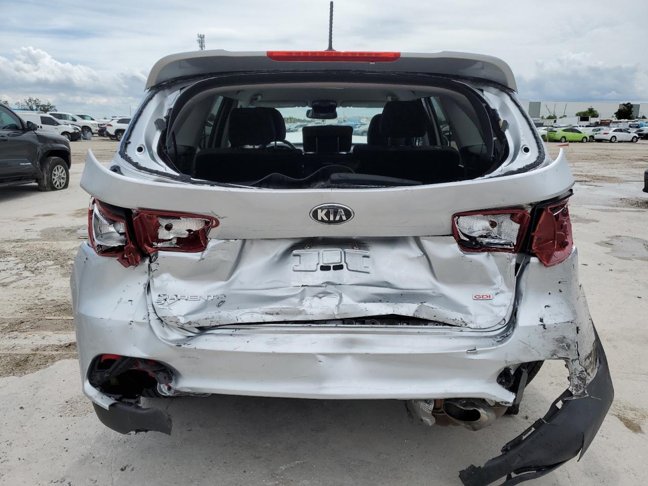 2020 Kia Sorento L VIN: 5XYPG4A39LG660000 Lot: 71426334