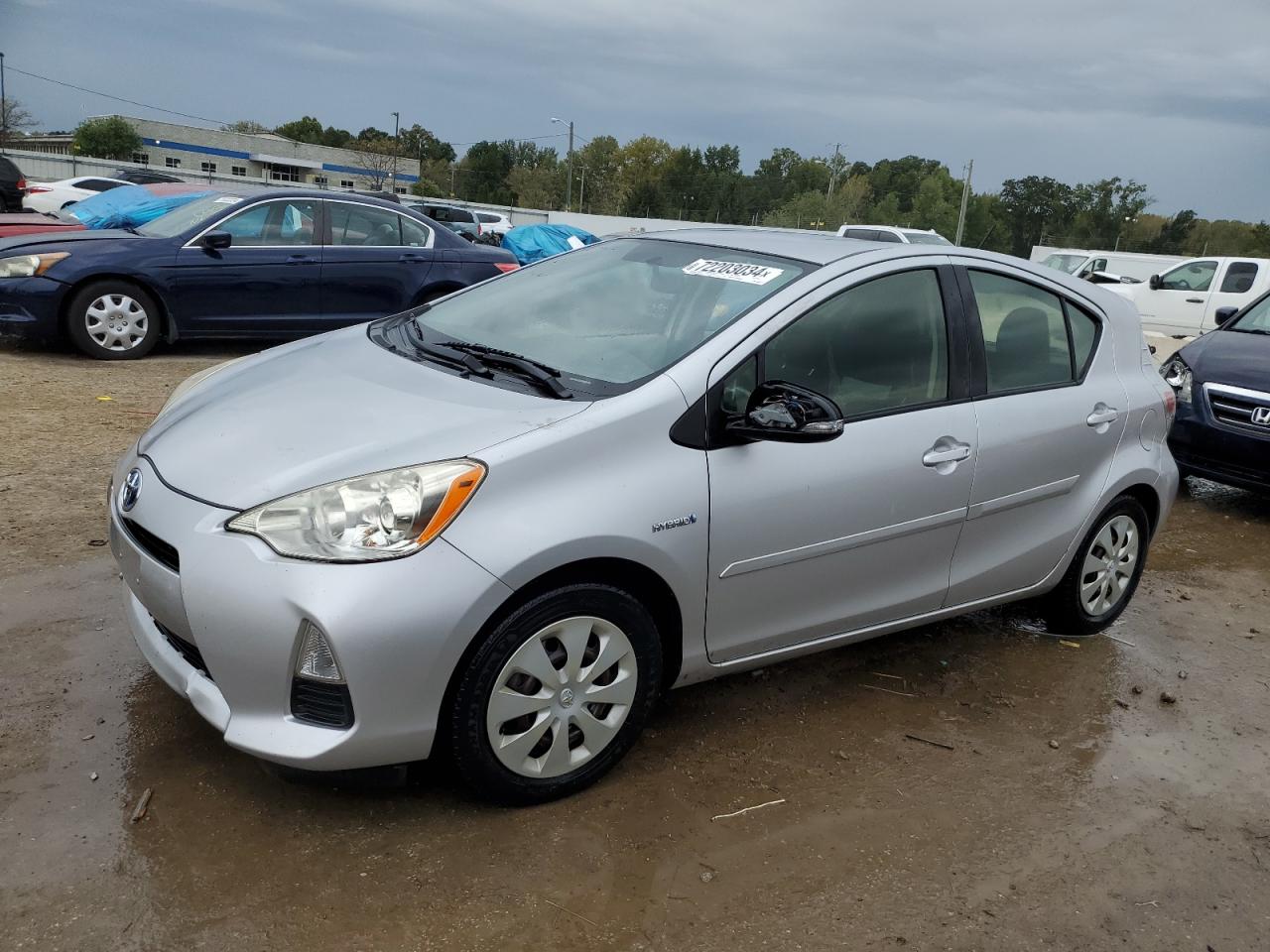 2013 Toyota Prius C VIN: JTDKDTB37D1539558 Lot: 72203034