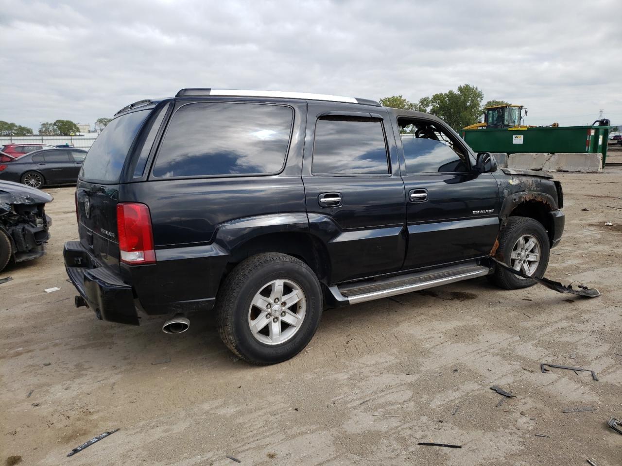 2002 Cadillac Escalade - Image 3