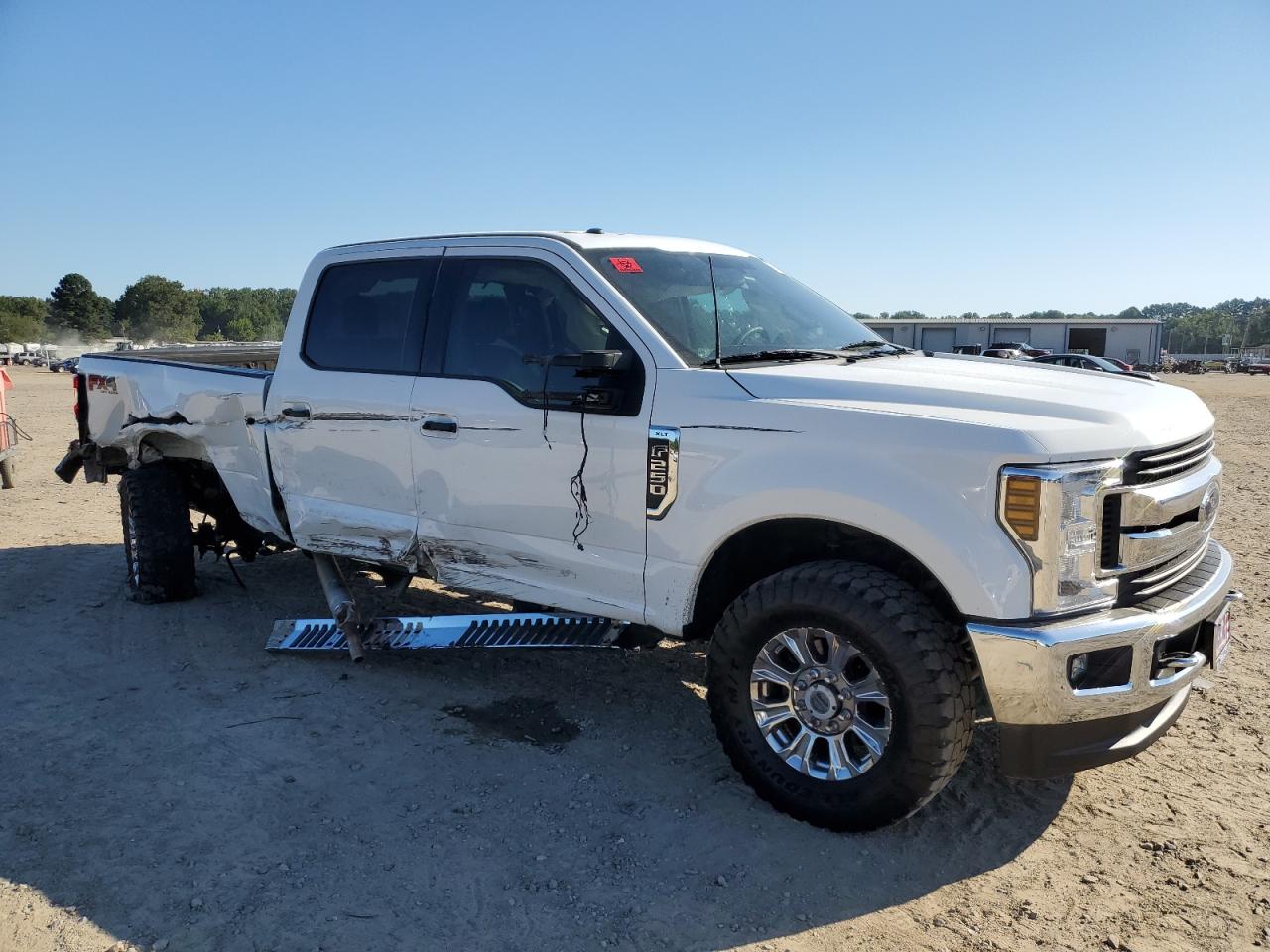 VIN 1FT7W2B66JEC77069 2018 FORD F250 no.4