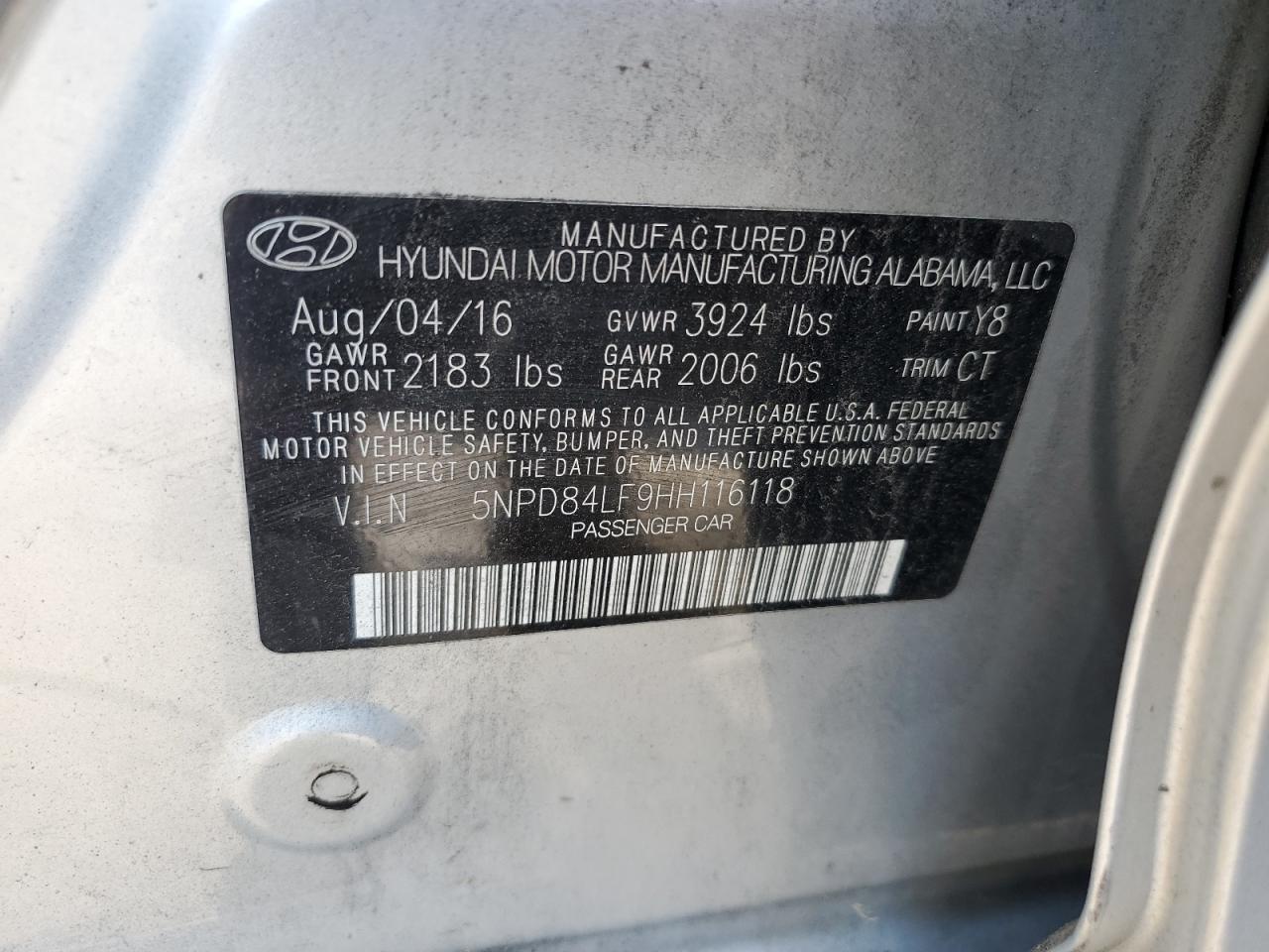 2017 Hyundai Elantra - Image 12