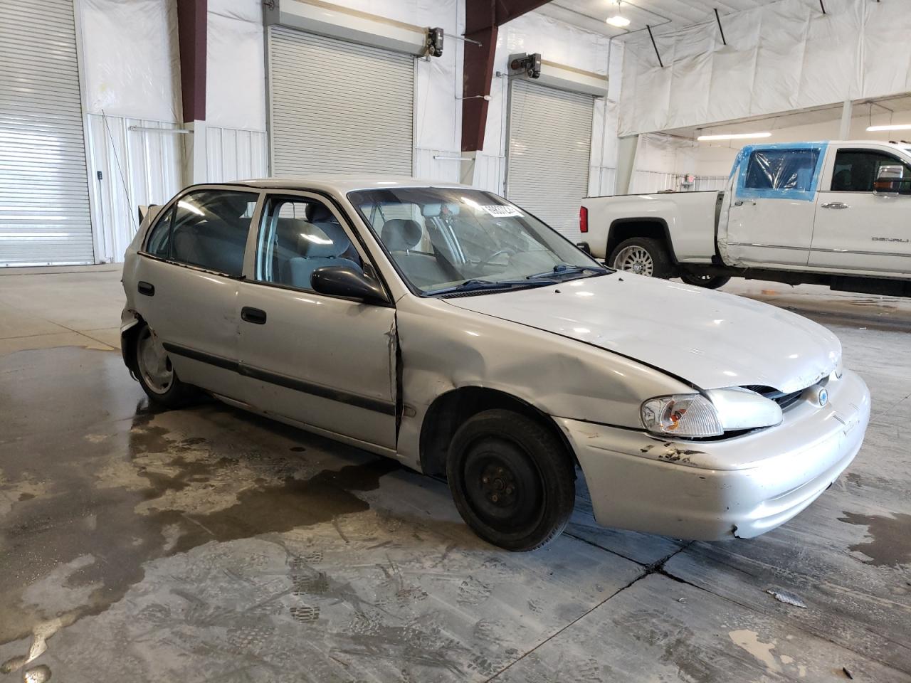 1Y1SK5289YZ420555 2000 Chevrolet Geo Prizm Base