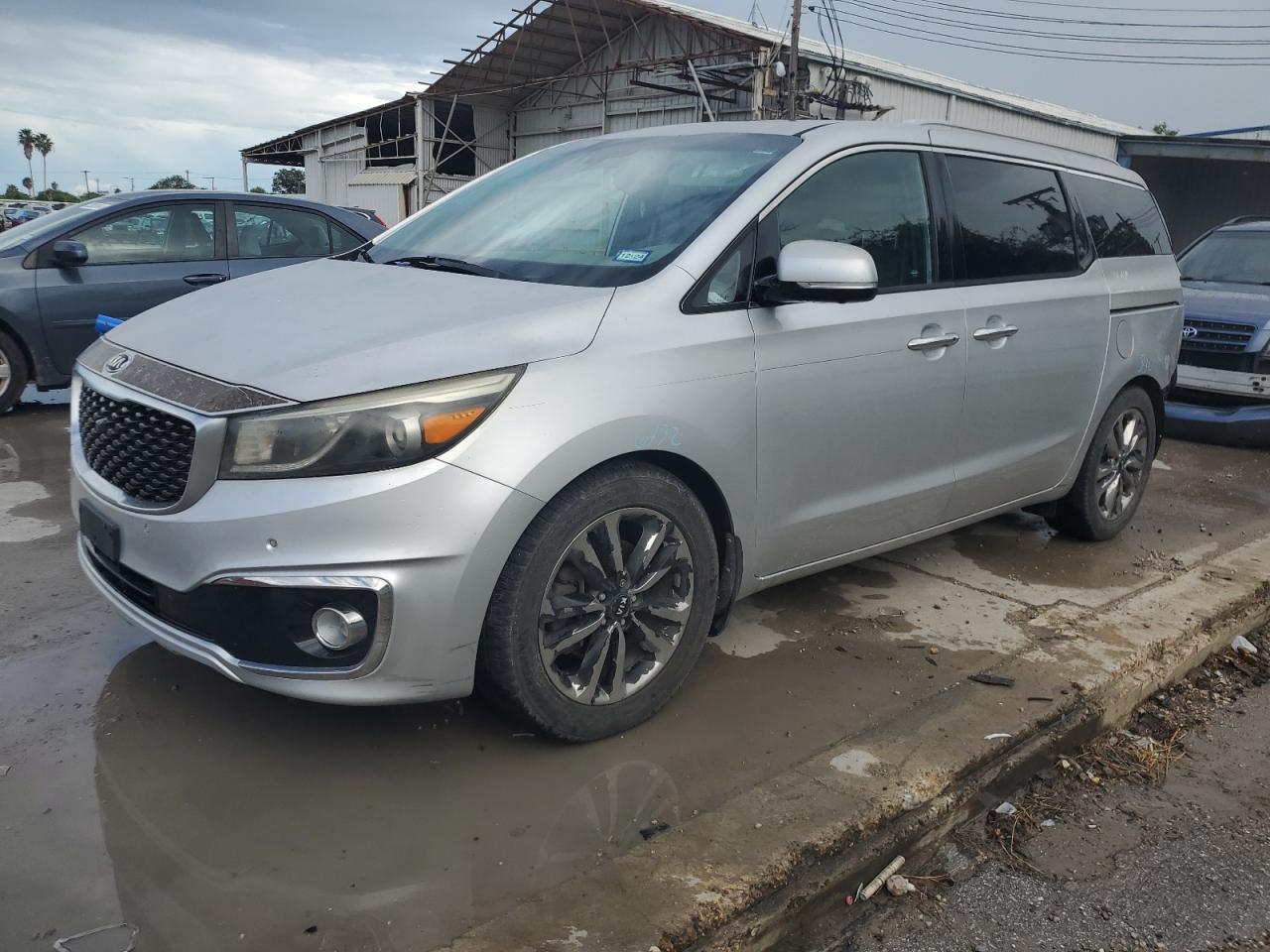 KNDME5C11F6033874 2015 KIA SEDONA - Image 1