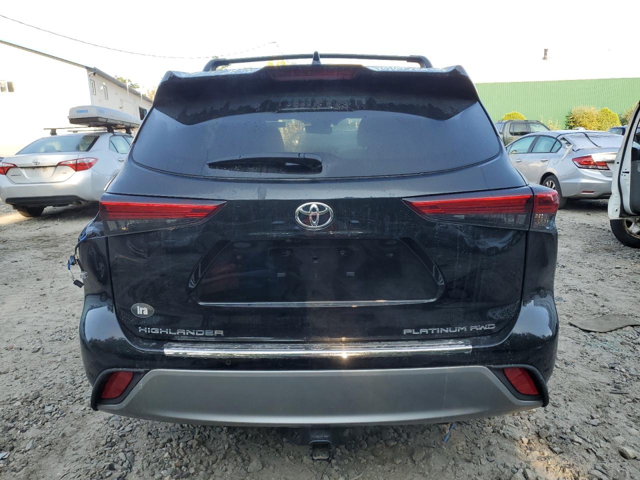 5TDFZRBH2MS091718 2021 Toyota Highlander Platinum