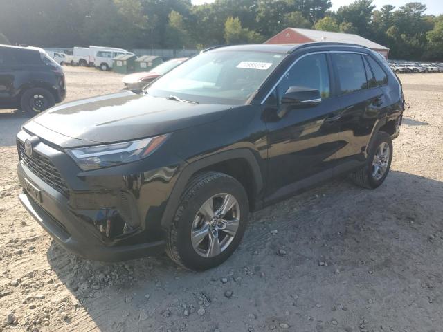 2T3P1RFV4NC282165 Toyota RAV4 XLE