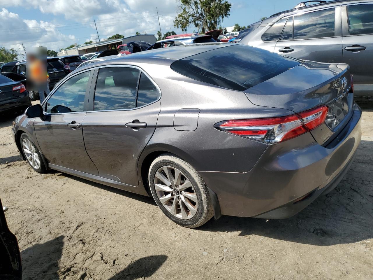 2018 Toyota Camry L VIN: 4T1B11HK7JU113080 Lot: 73748104