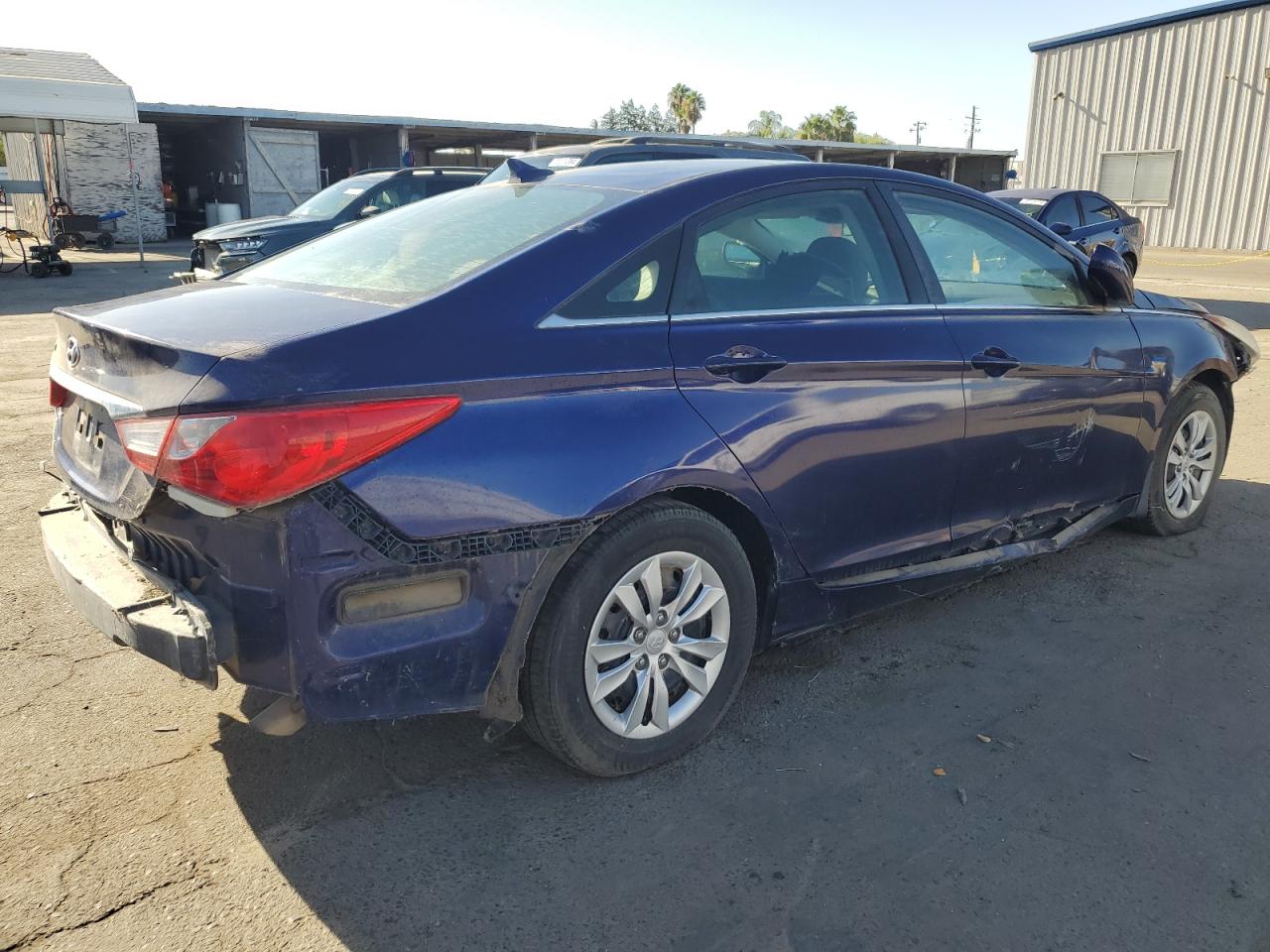 2011 Hyundai Sonata - Image 3