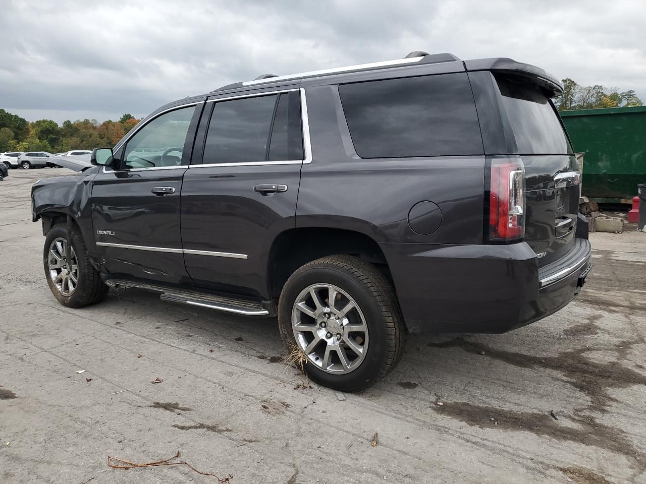 2018 GMC Yukon - Image 2