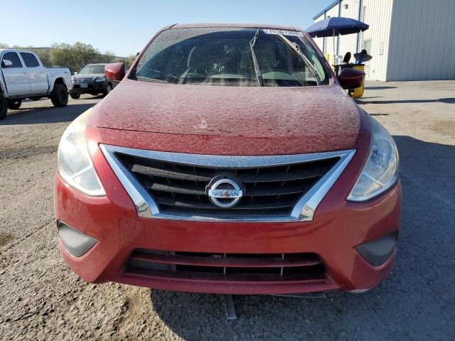 Sedans NISSAN VERSA 2015 Red