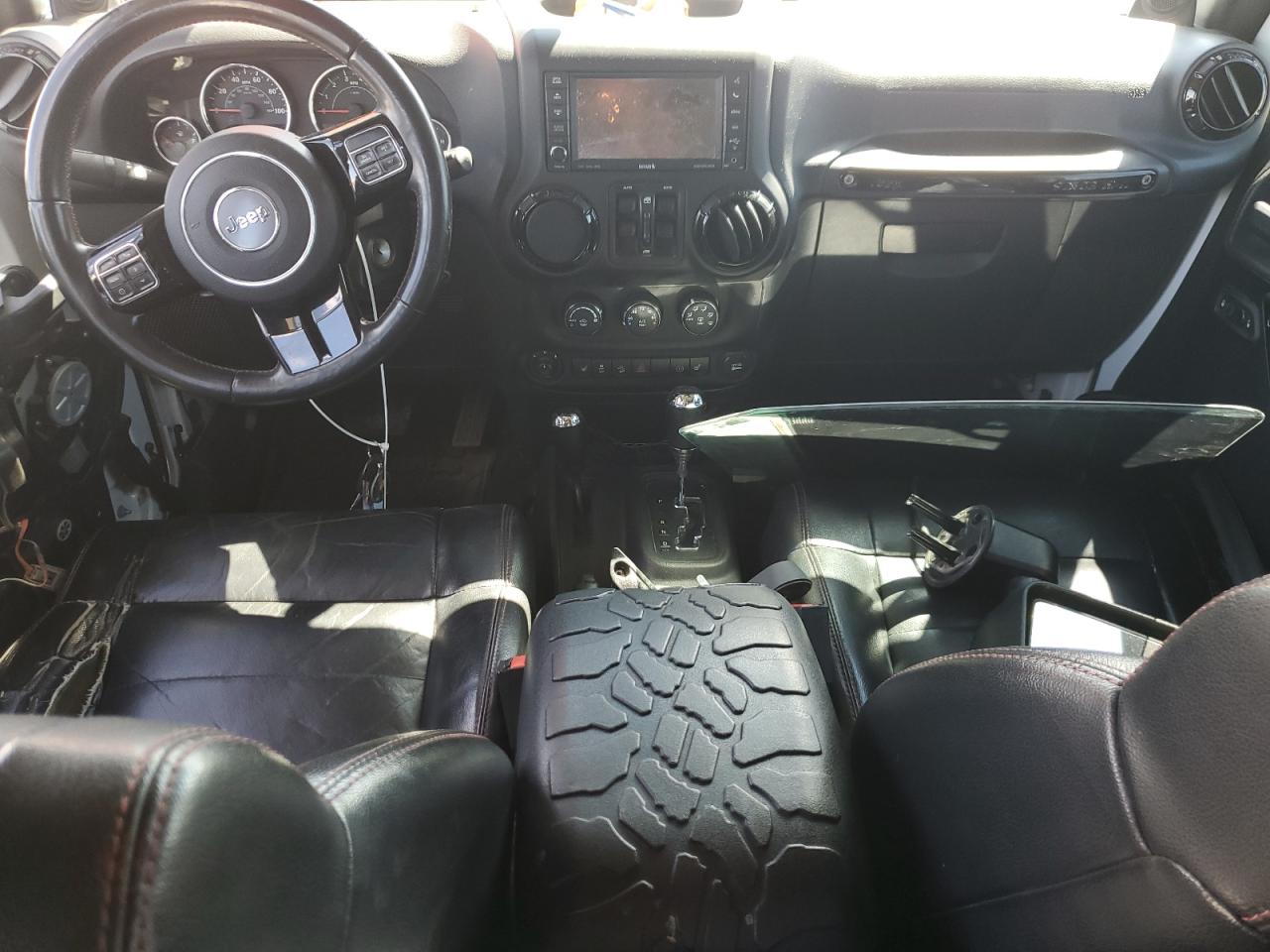 1C4HJWEG8CL255457 2012 Jeep Wrangler Unlimited Sahara