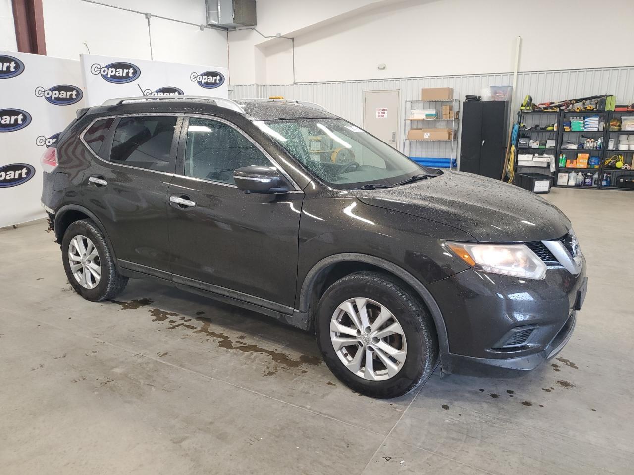 2015 Nissan Rogue S VIN: KNMAT2MV5FP519865 Lot: 70827164