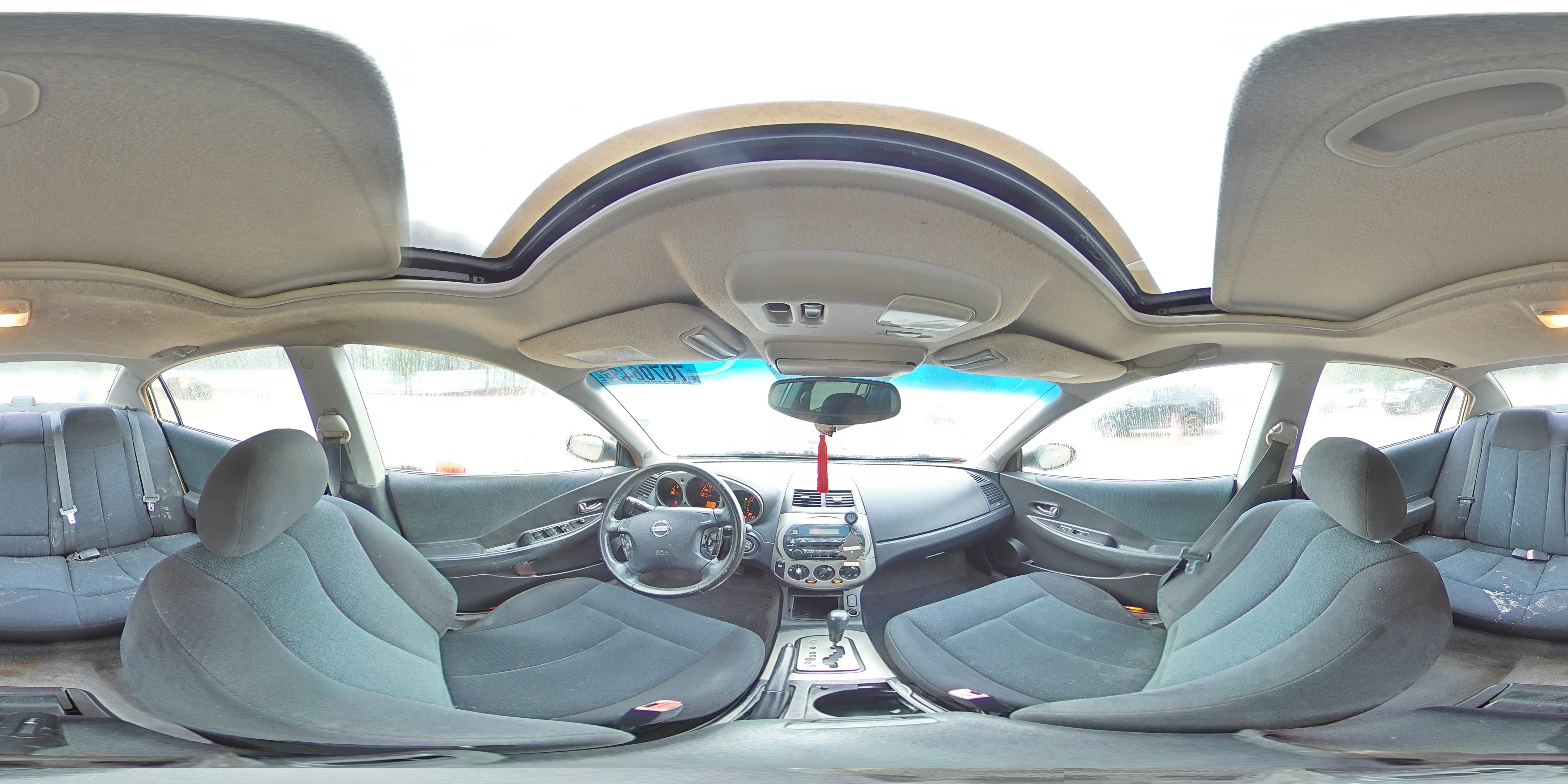 2004 Nissan Altima - Image 12