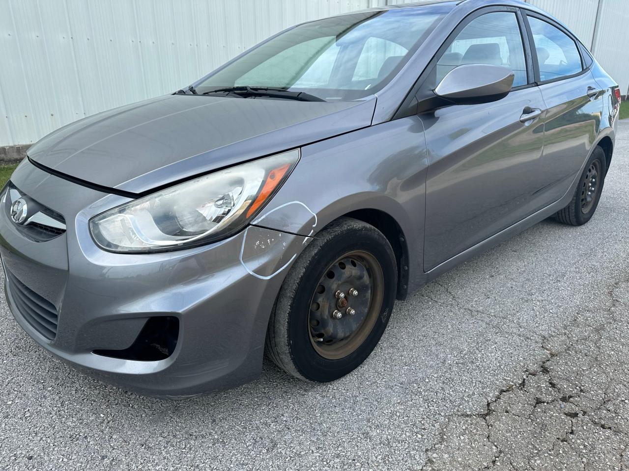 2014 Hyundai Accent - Image 2