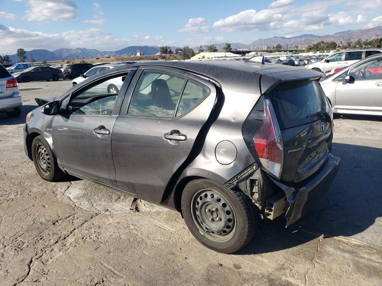 VIN JTDKDTB30G1121637 2016 TOYOTA PRIUS no.2