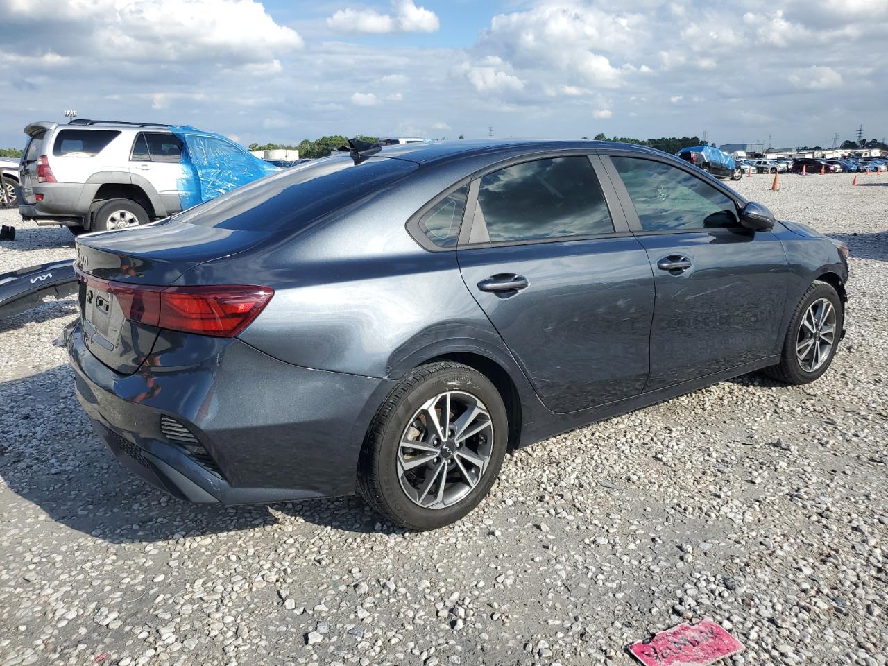 2023 Kia Forte - Image 3