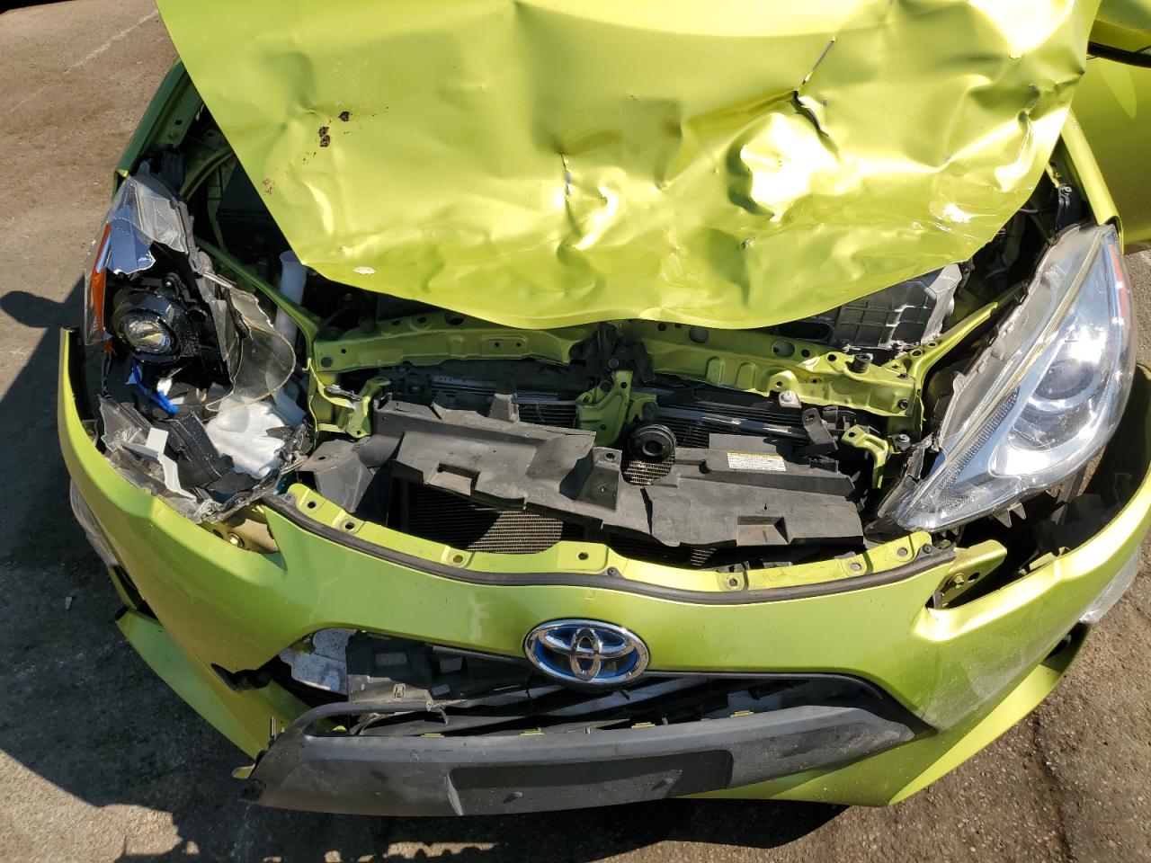 JTDKDTB37F1097528 2015 Toyota Prius C