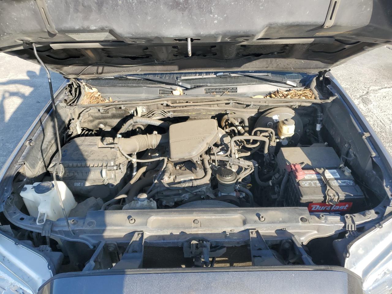 2018 Toyota Tacoma - Image 11