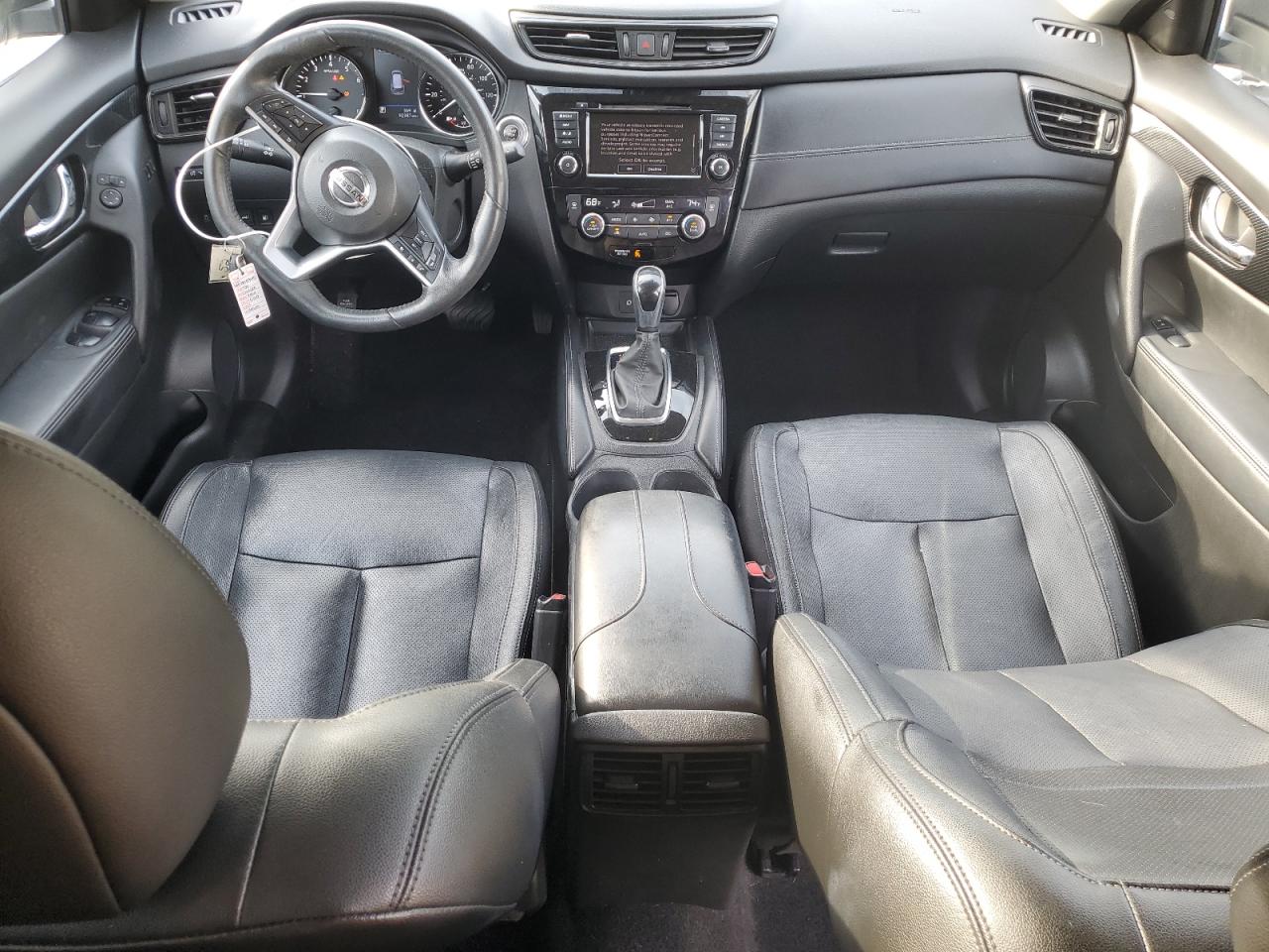 2018 Nissan Rogue - Image 8