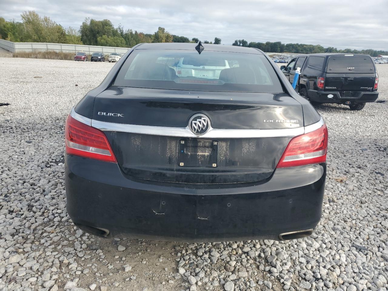 1G4GC5G32GF257361 2016 Buick Lacrosse