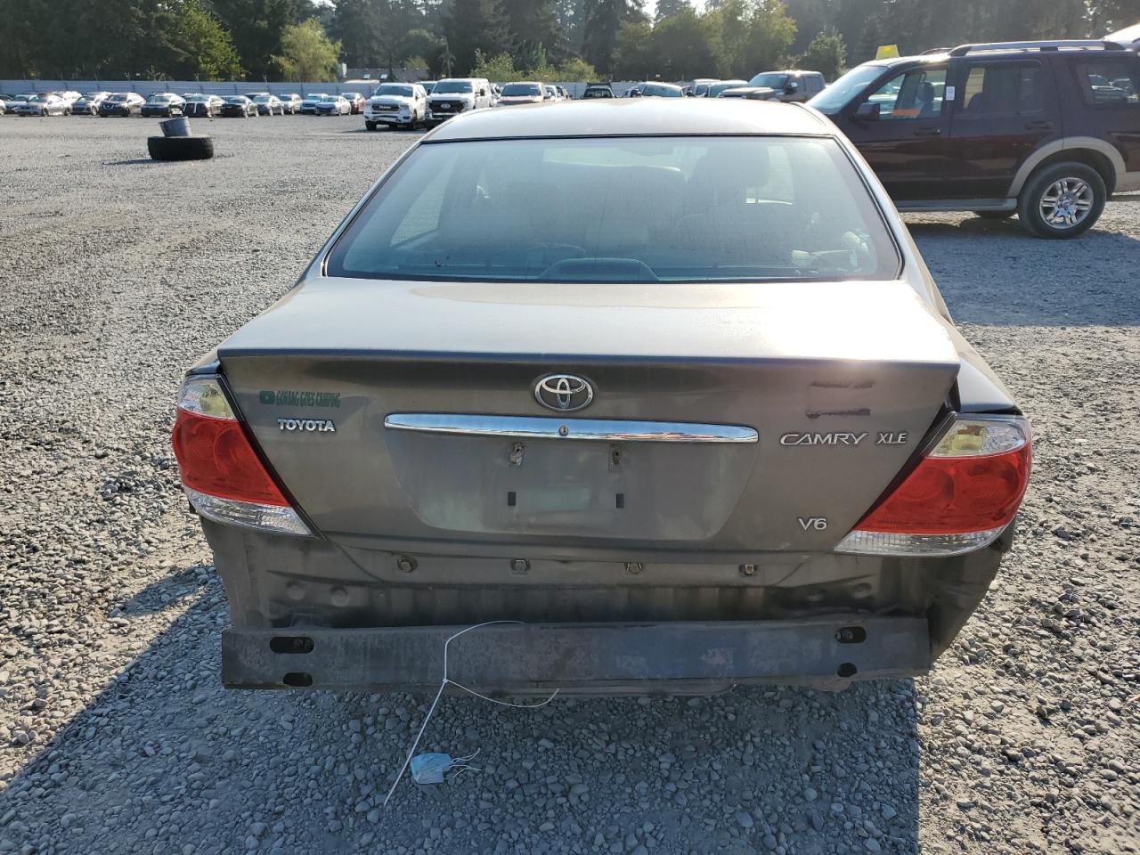 2005 Toyota Camry Le VIN: 4T1BF30K65U594079 Lot: 70281644