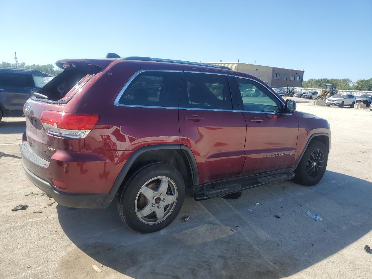 2018 Jeep Grand Cherokee - Image 3