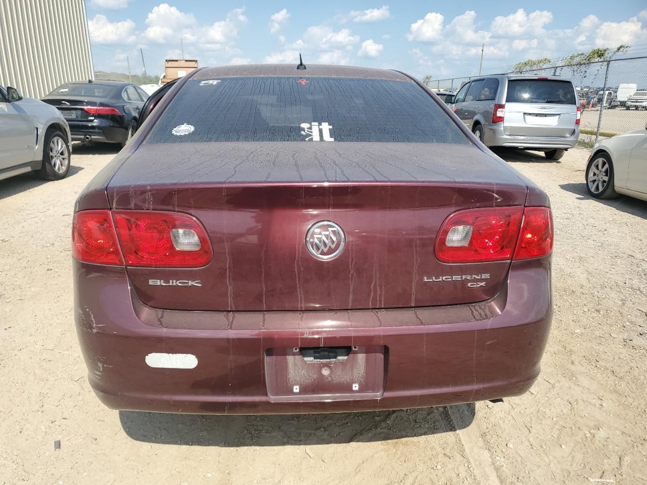 2007 Buick Lucerne Cx VIN: 1G4HP57297U140033 Lot: 71951944