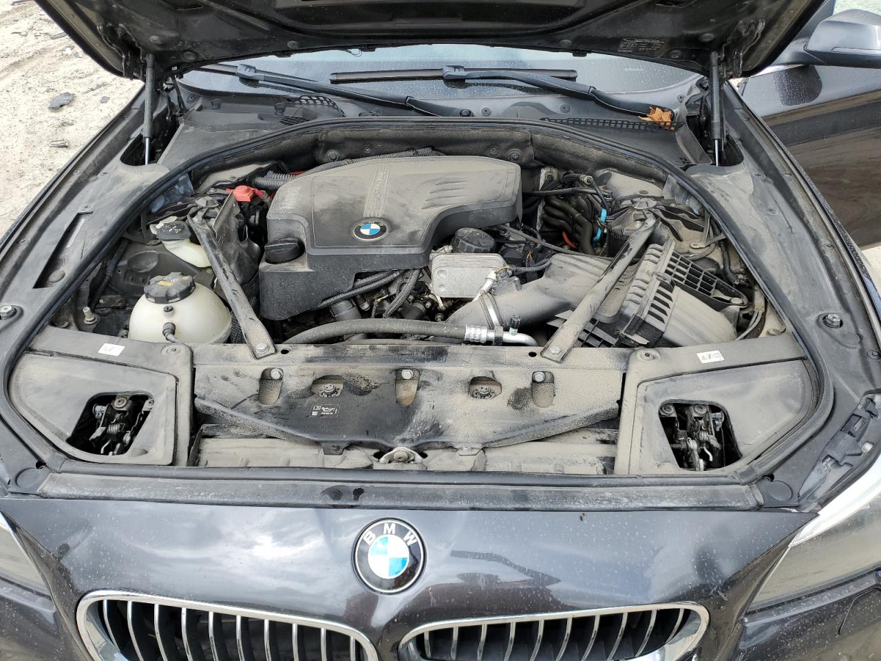 WBA5A7C53GG642133 2016 BMW 528 Xi