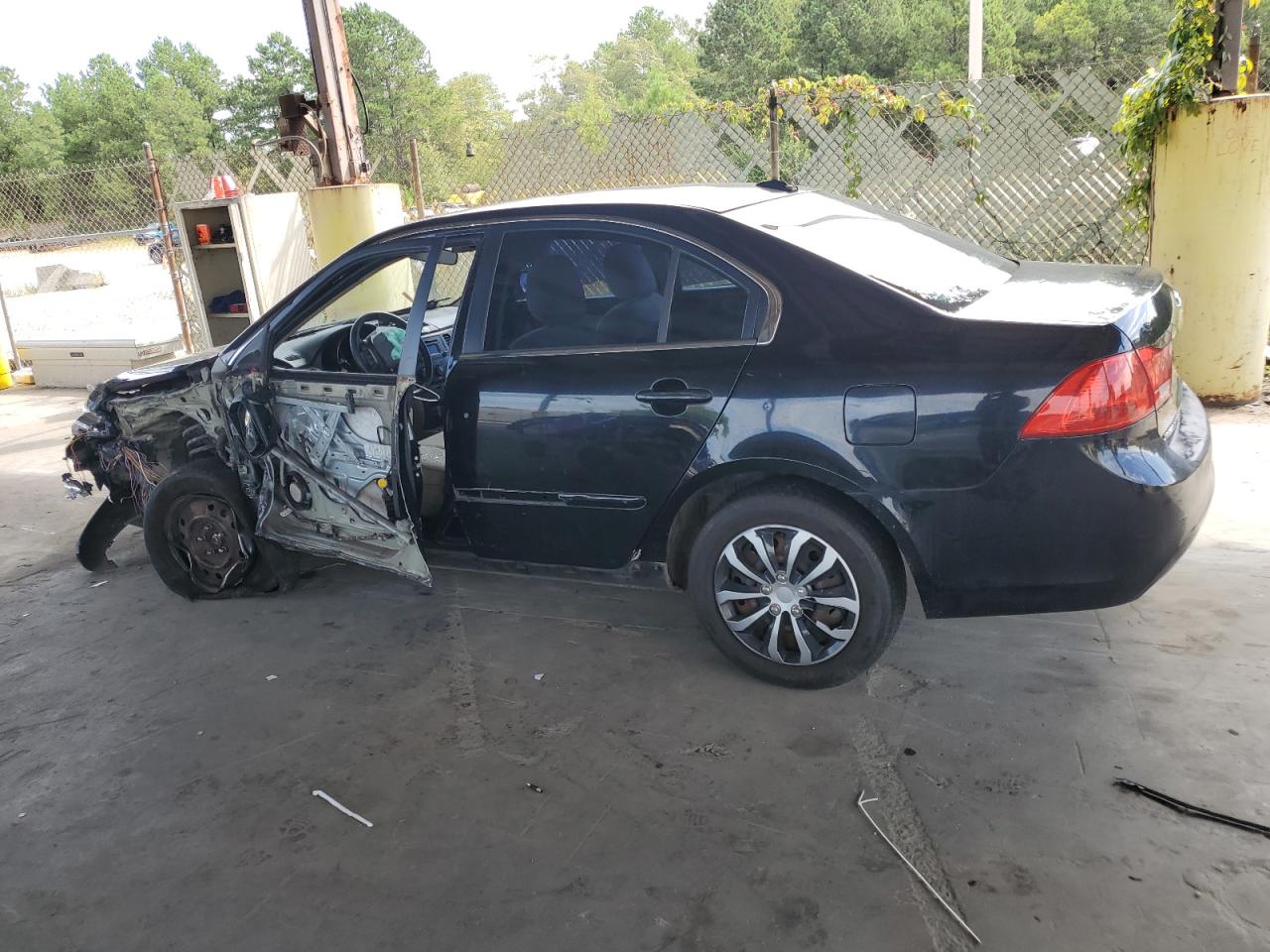 2009 Kia Optima - Image 2