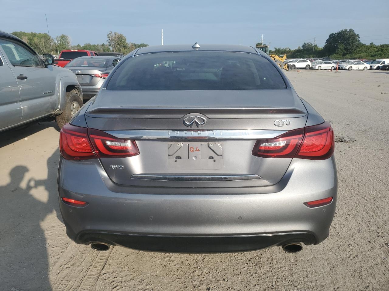 2019 Infiniti Q70 3.7 Luxe VIN: JN1BY1AR9KM585339 Lot: 69449144