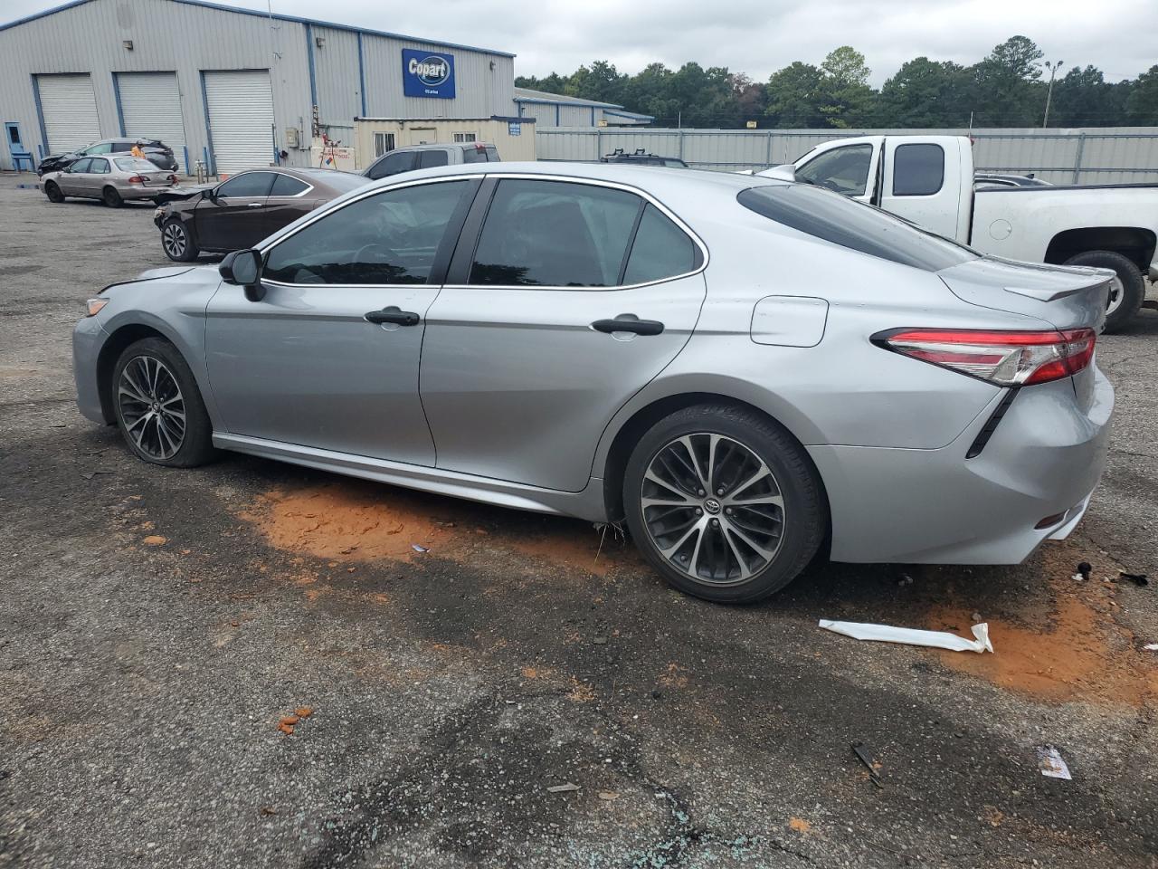 4T1B11HK3KU213601 2019 TOYOTA CAMRY - Image 2