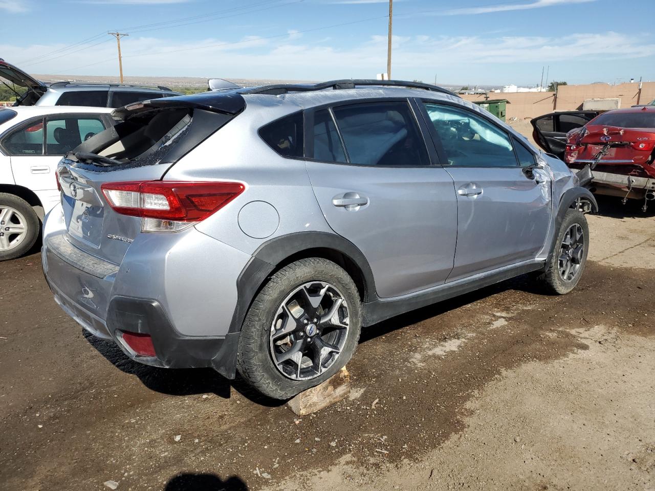 VIN JF2GTABC4JH275619 2018 SUBARU CROSSTREK no.3