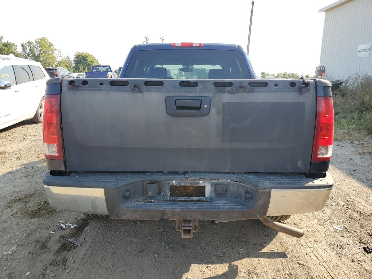 2011 GMC Sierra - Image 6