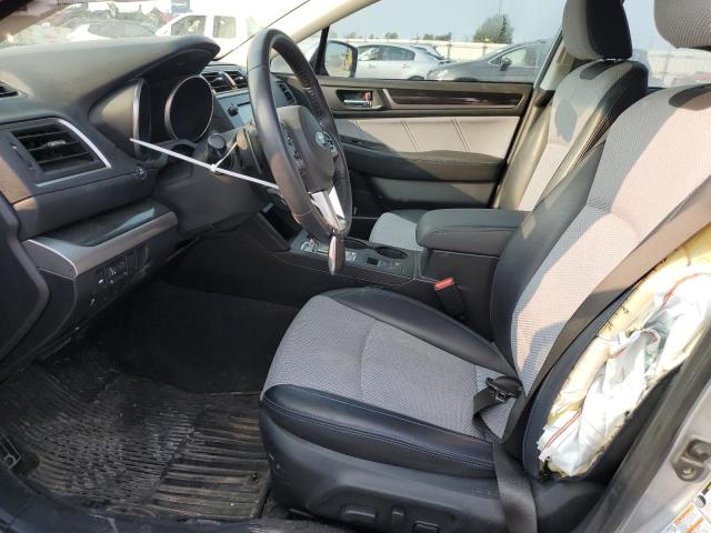  SUBARU LEGACY 2017 Srebrny