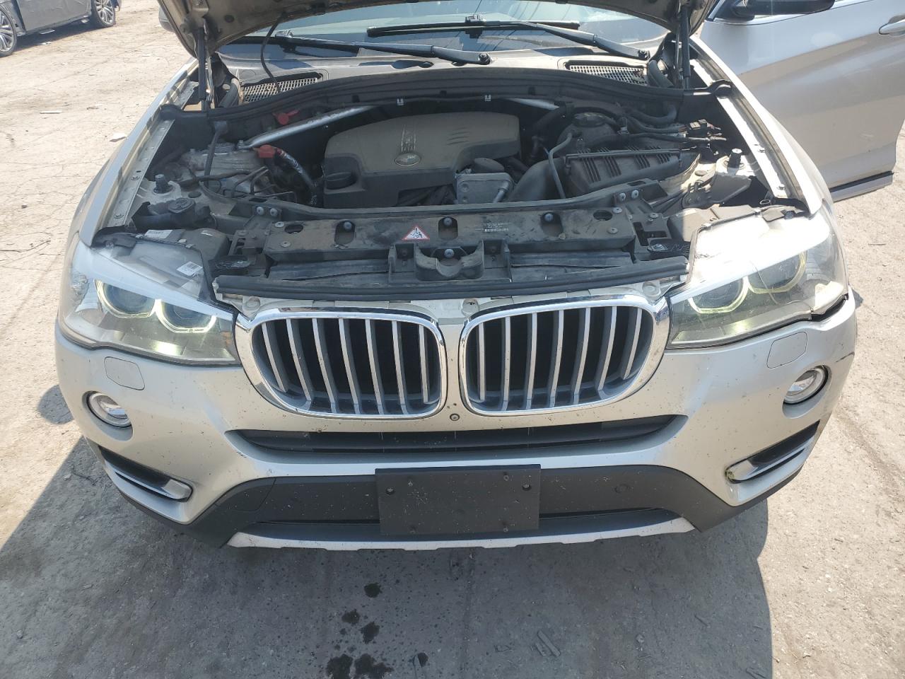 VIN 5UXWX9C56F0D46890 2015 BMW X3 no.11