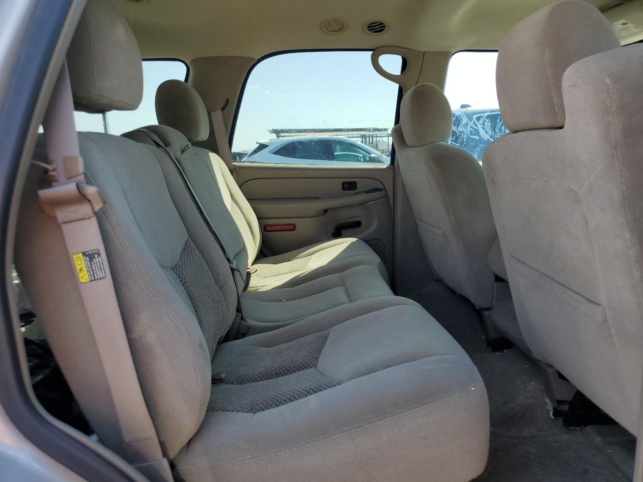 2005 Chevrolet Tahoe - Image 10