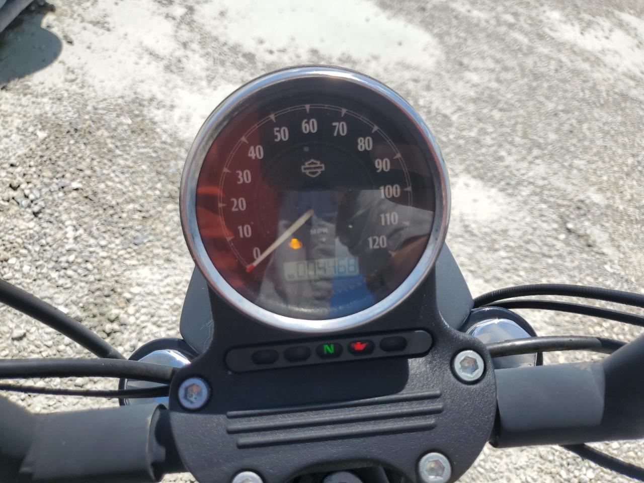 2017 Harley-Davidson Xl883 Iron 883 VIN: 1HD4LE214HC405010 Lot: 73828774