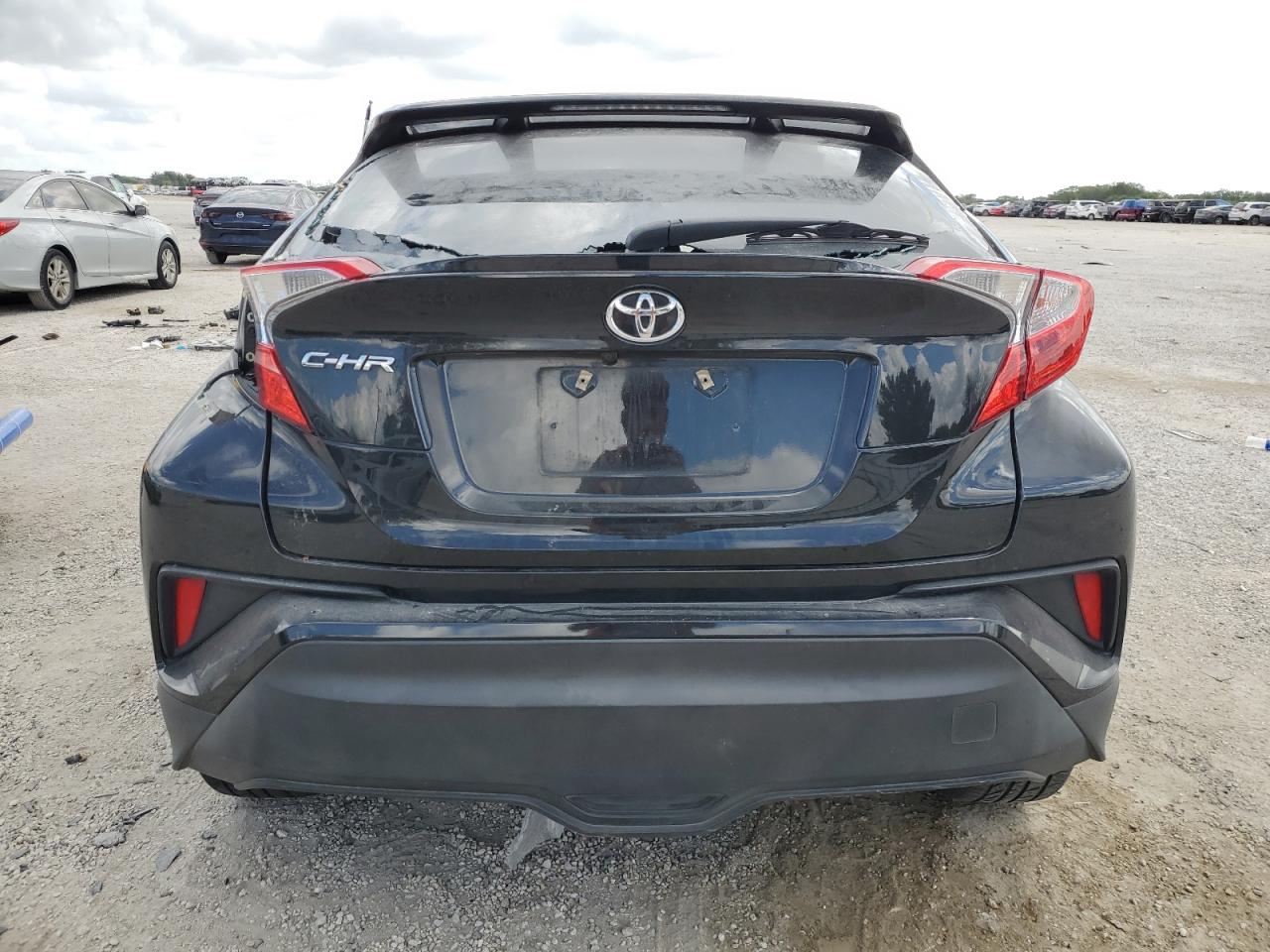 NMTKHMBX2JR016135 2018 Toyota C-Hr Xle