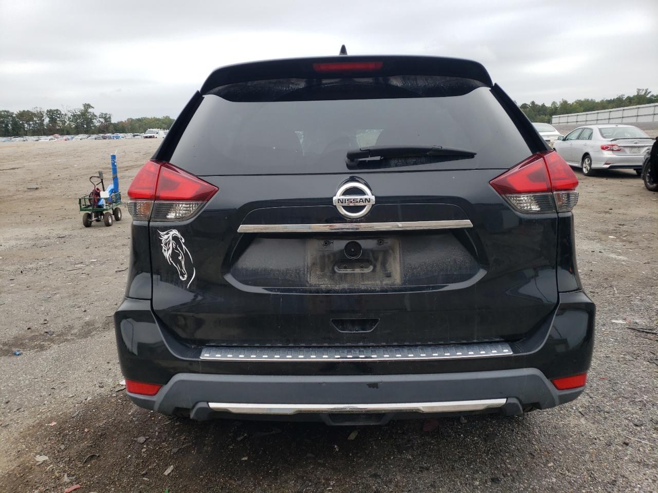 KNMAT2MV3HP527577 2017 Nissan Rogue S