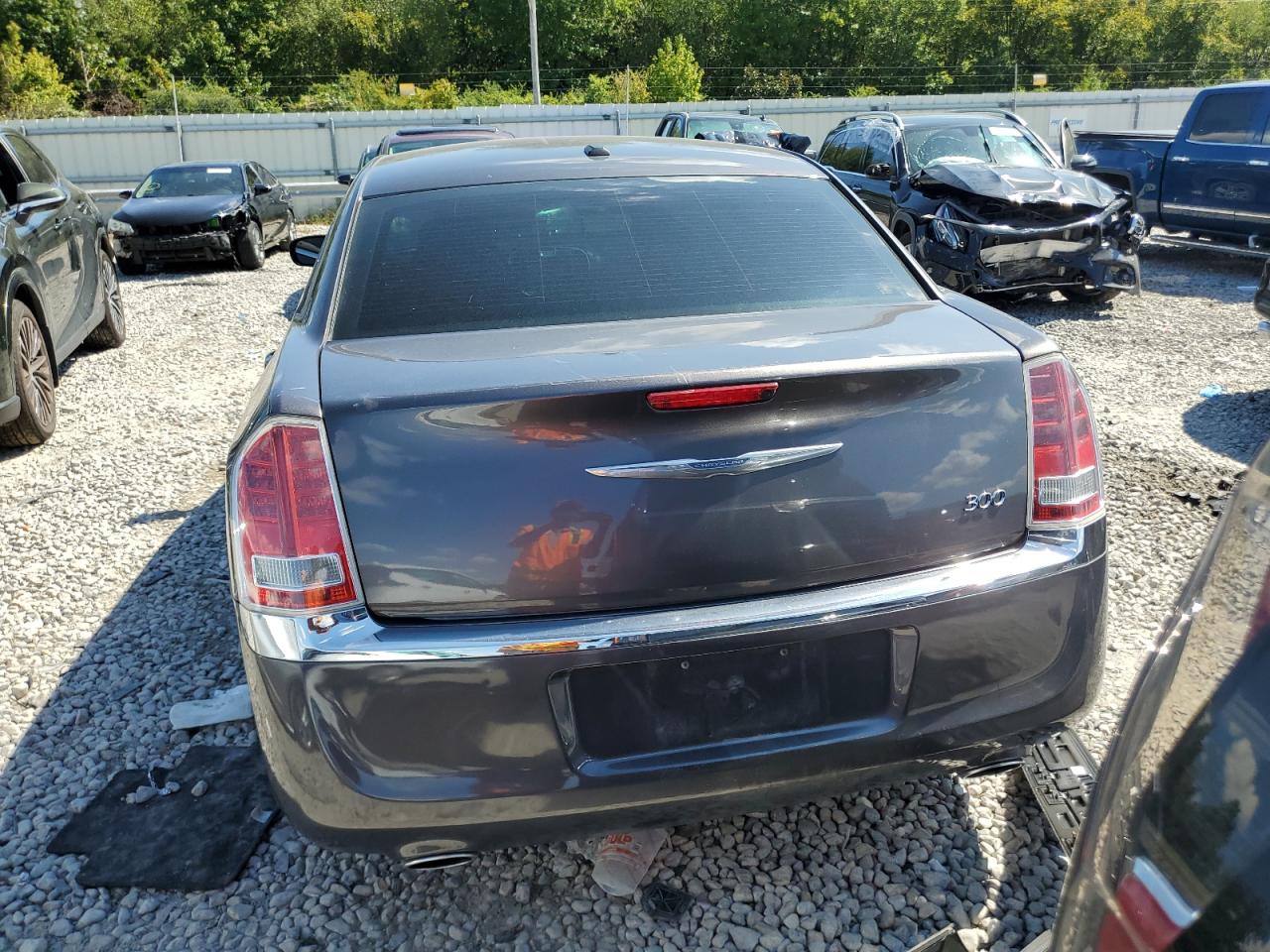 2C3CCAAG3EH237157 2014 Chrysler 300