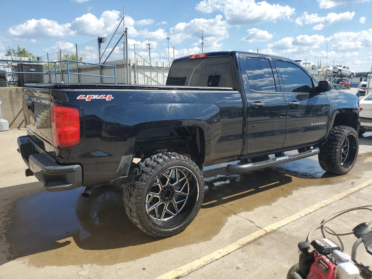 2016 Chevrolet Silverado - Image 3