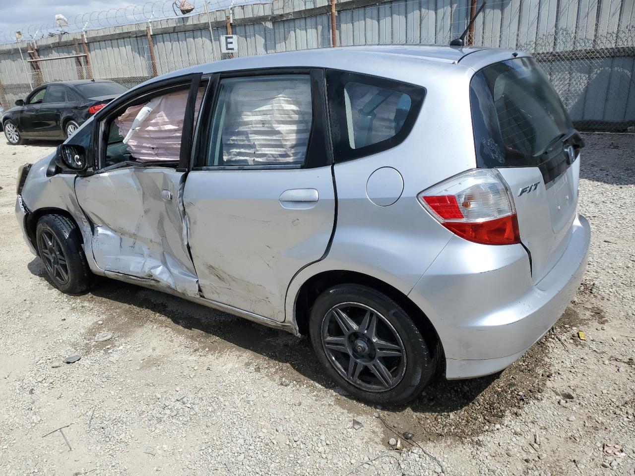 2011 Honda Fit - Image 2