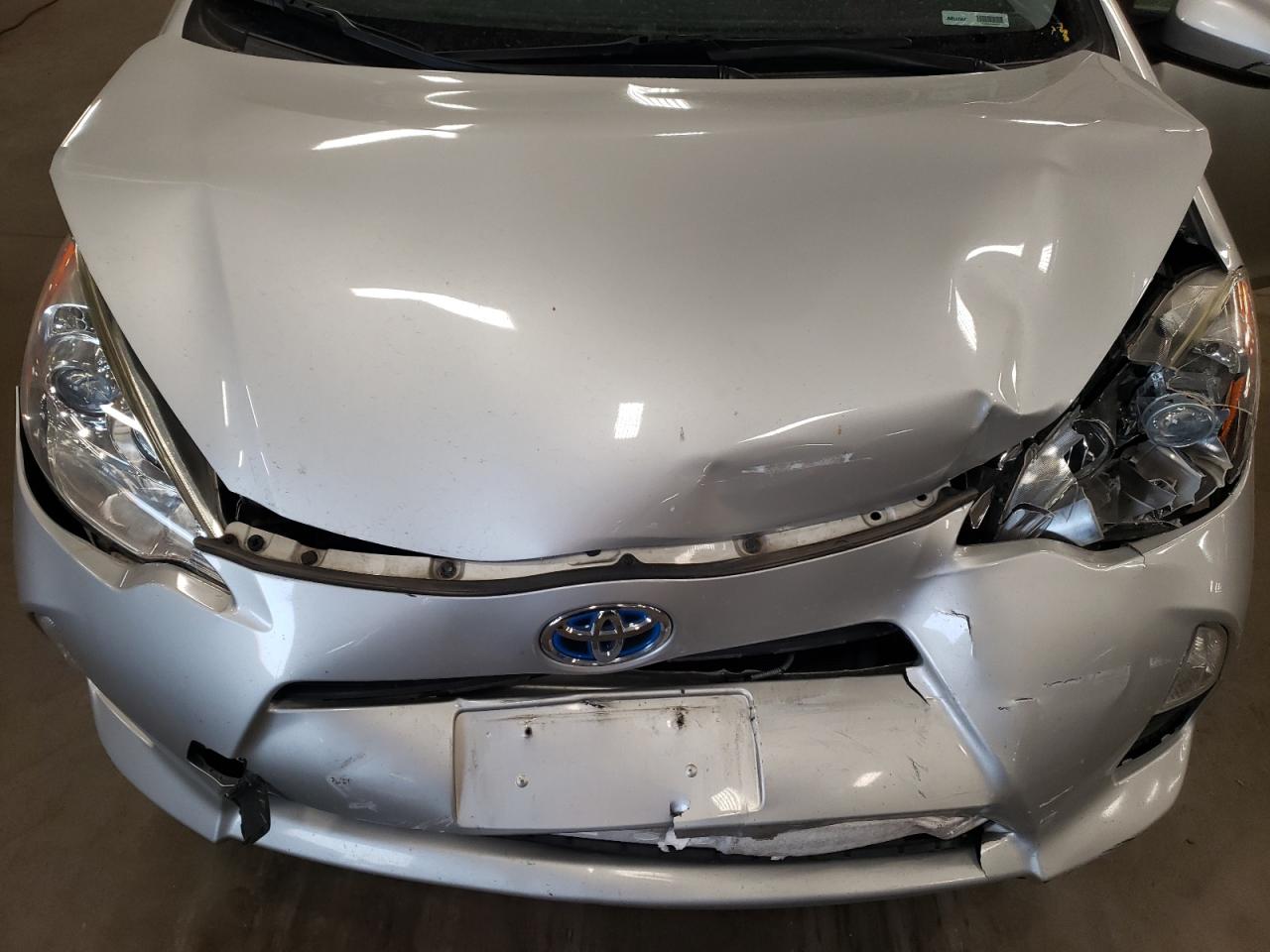 JTDKDTB37E1076323 2014 Toyota Prius C