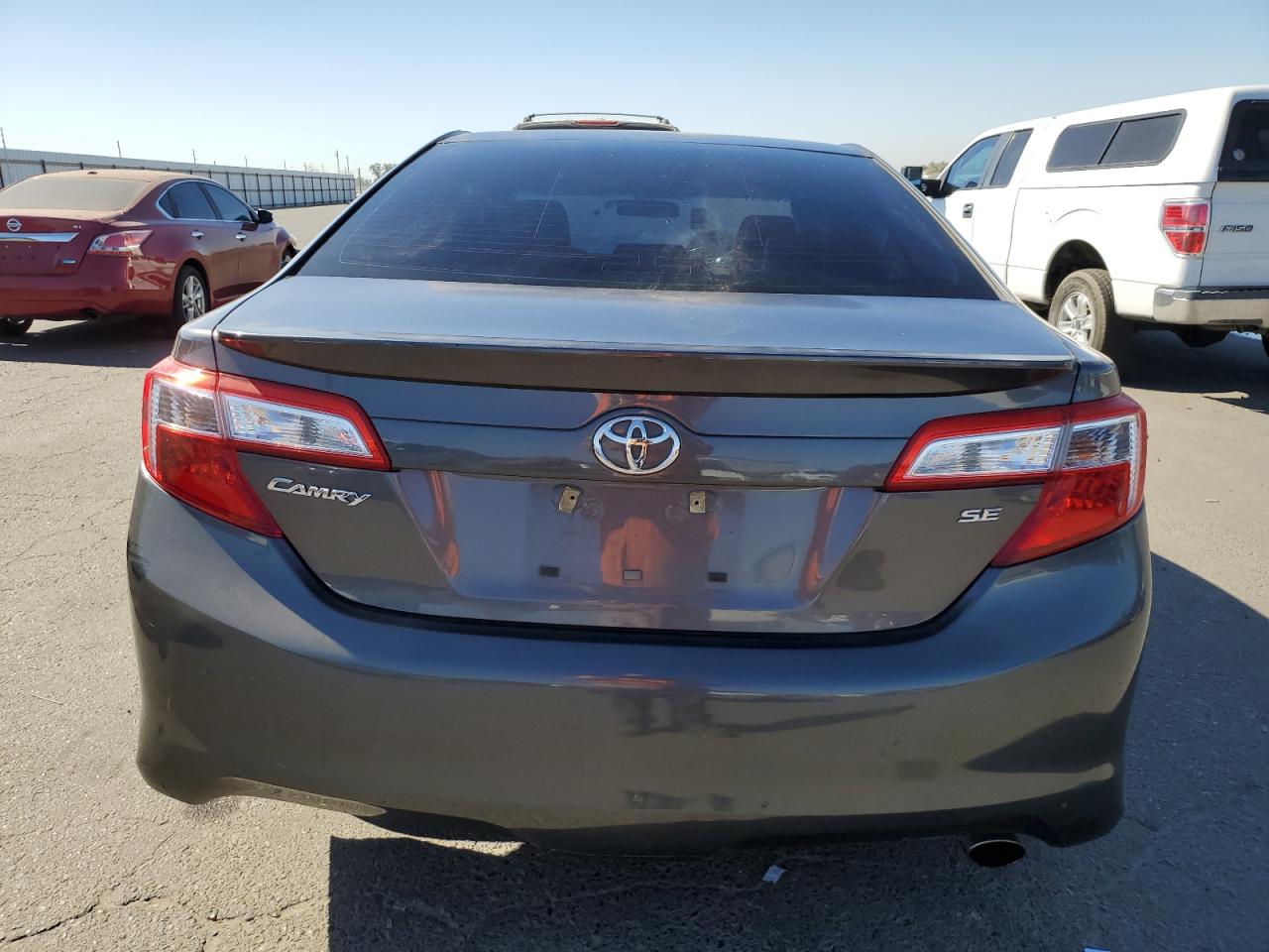 4T1BF1FKXEU334618 2014 Toyota Camry L