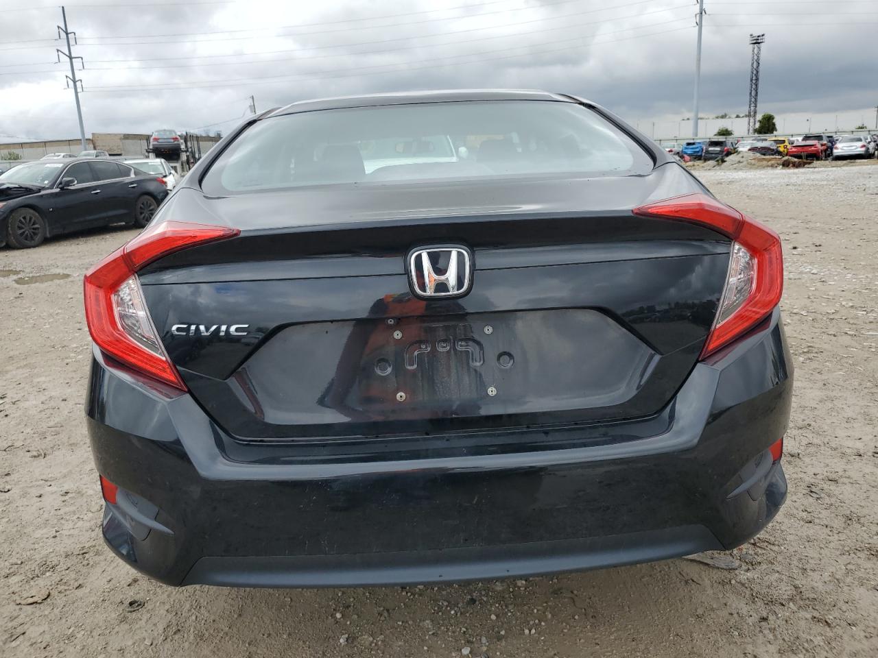 19XFC2F56GE238890 2016 Honda Civic Lx