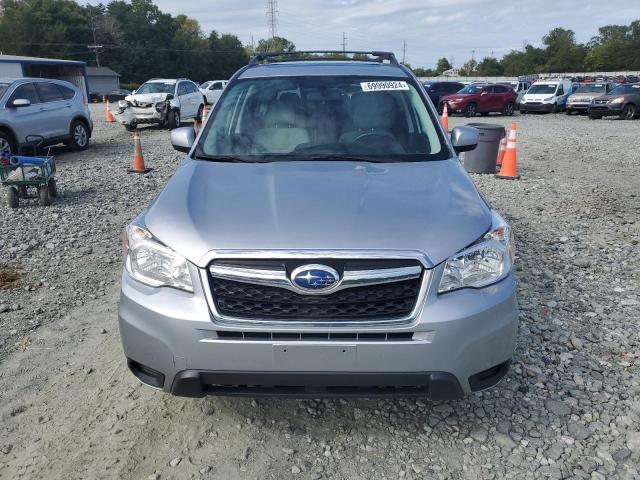 SUBARU FORESTER 2016 Серебристый
