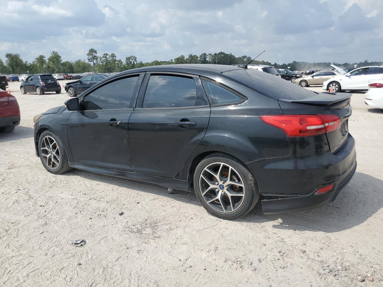 1FADP3F23FL268948 2015 FORD FOCUS - Image 2