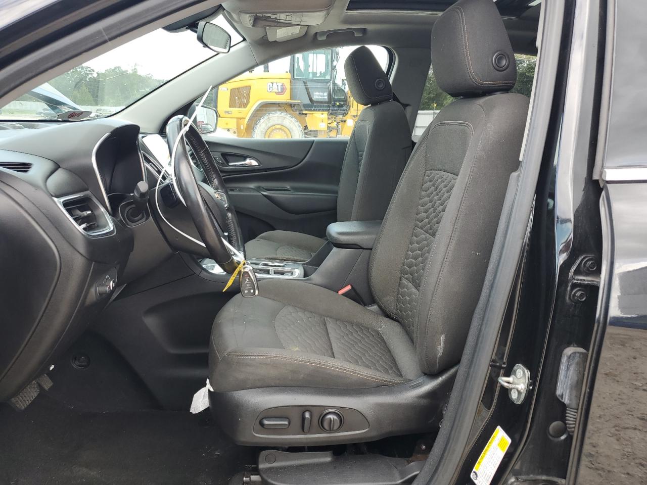 2GNAXSEVXJ6246098 2018 Chevrolet Equinox Lt