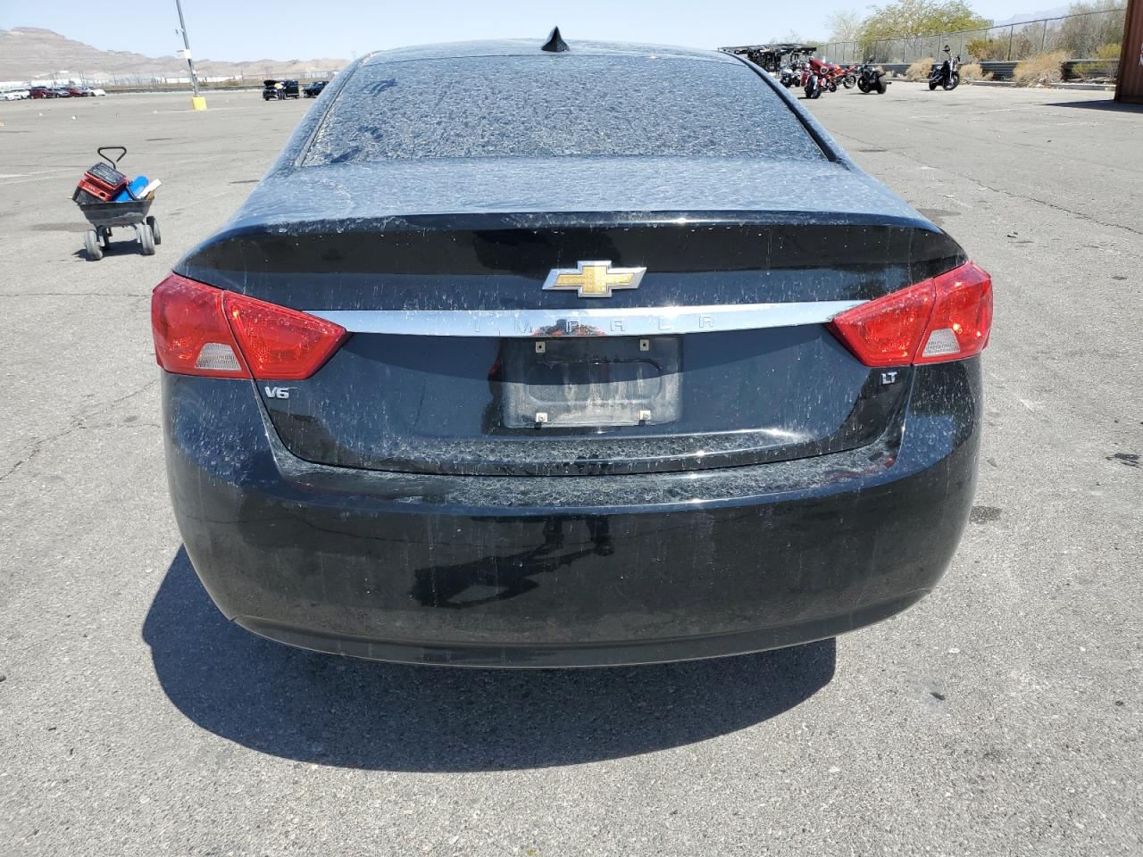 2G1105S38J9113297 2018 Chevrolet Impala Lt